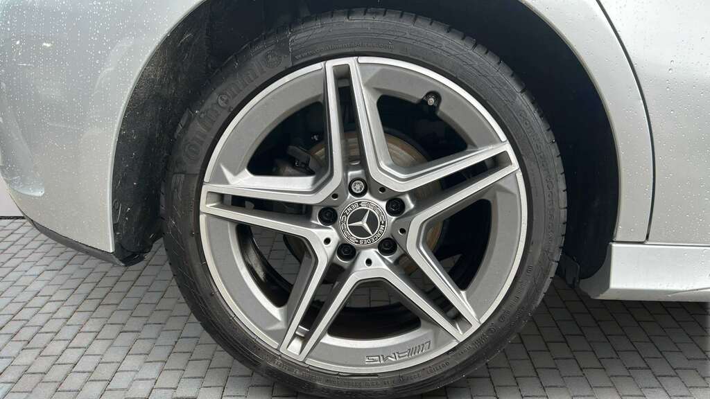 Mercedes-Benz A Class A180d Sport Premium Plus Red #6
