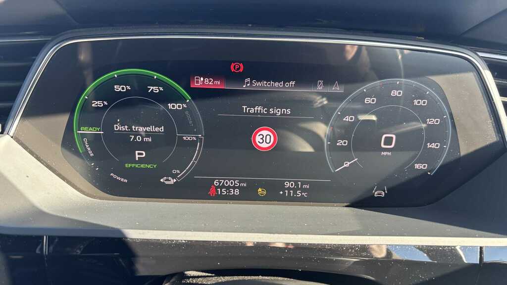 Audi E-tron Portback S Line 50 Quattro 230,00 Kw Black #10