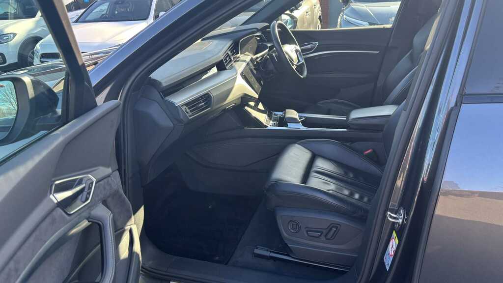 Audi E-tron Portback S Line 50 Quattro 230,00 Kw Black #19