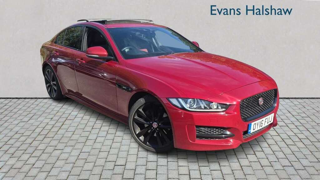 Jaguar XE 2.0D 180 R-sport 2016 Red