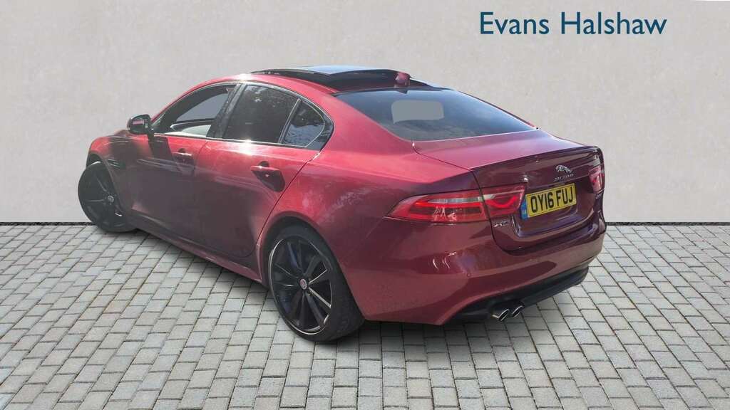 Jaguar XE 2.0D 180 R-sport 2016 Red #2