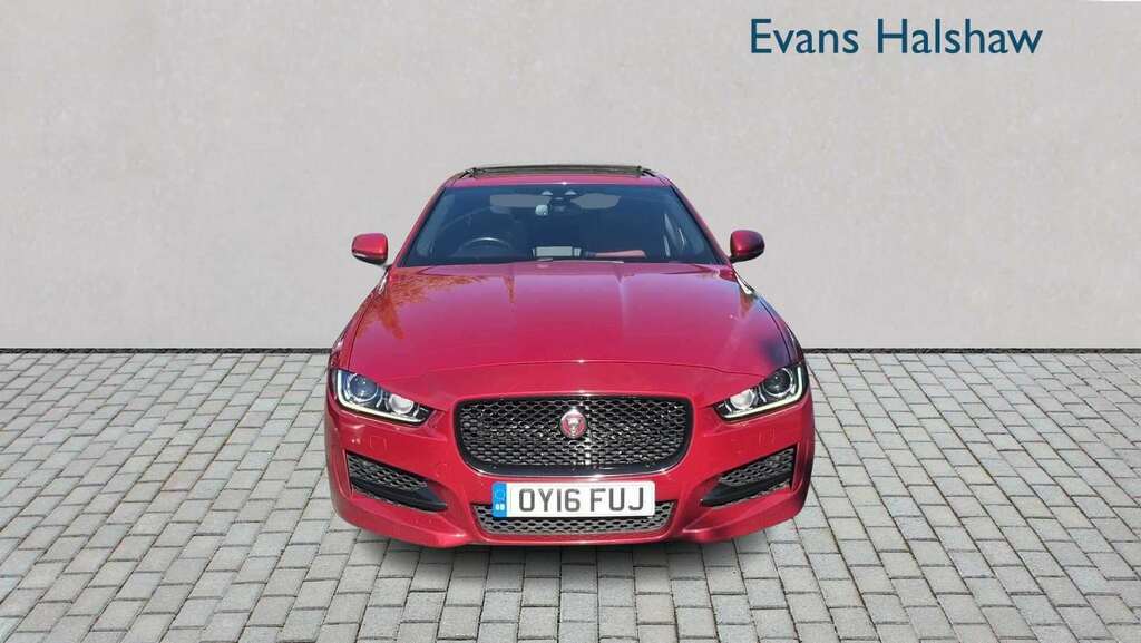 Jaguar XE 2.0D 180 R-sport 2016 Red #3