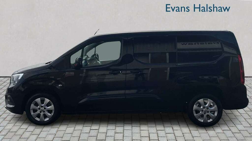 Vauxhall Combo Life 1.5 Turbo D Energy XL 7 Seat 2019 Black #3