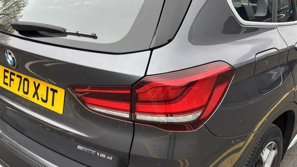 BMW X1 Xdrive 25E M Sport White #12