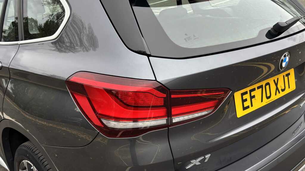 BMW X1 Xdrive 25E M Sport White #17