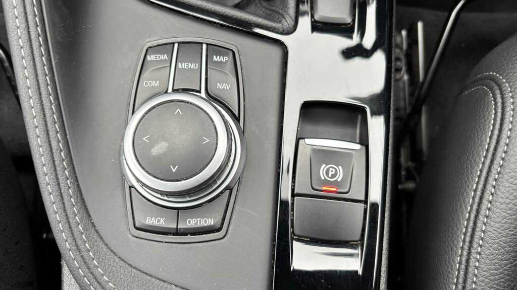 BMW X1 Xdrive 25E M Sport White #28