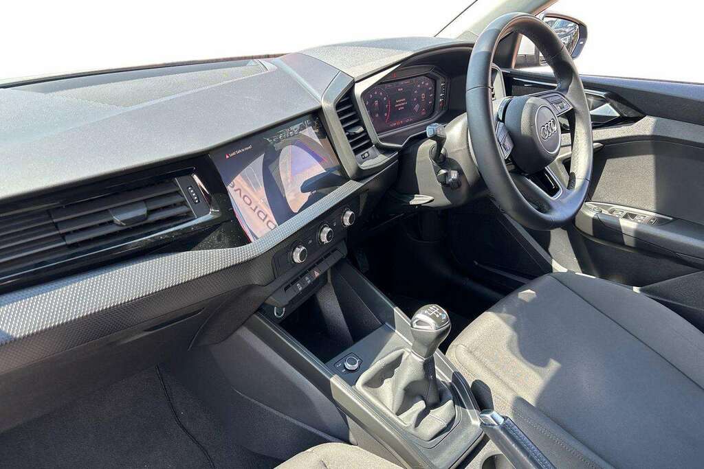 Audi A1 25 Tfsi Sport S Tronic Black #2