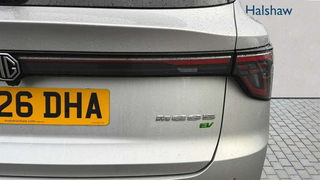 MG MGS5 170Kw Trophy Ev Long Range 64Kwh 2026 Silver #5