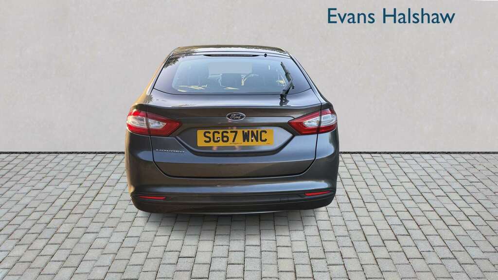Ford Mondeo 2.0 Tdci Zetec 2017 Grey #5
