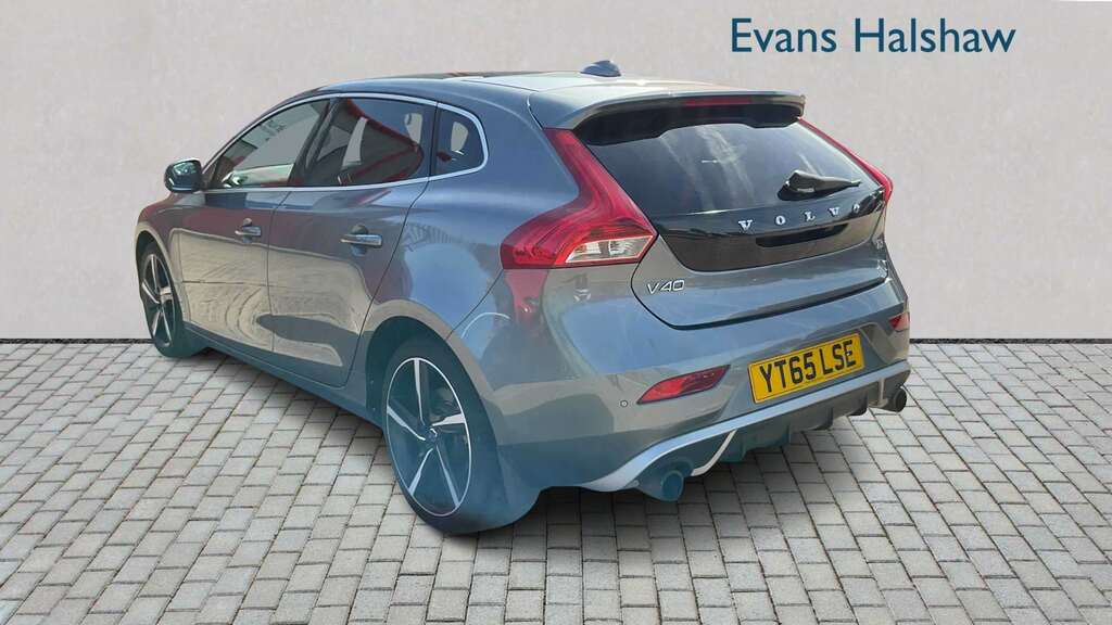 Volvo V40 T3 152 R Design Lux Nav 2015 Grey #3