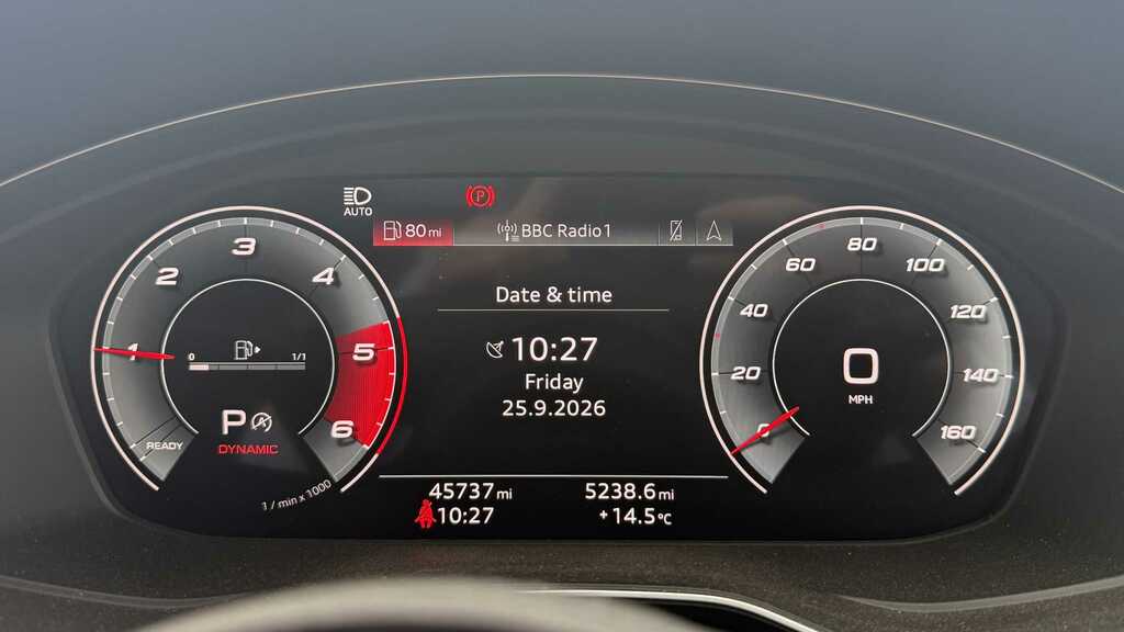 Audi A4 Audi Saloon 35 Tdi Black Edition S Tron White #19