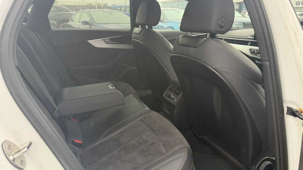 Audi A4 Audi Saloon 35 Tdi Black Edition S Tron White #10