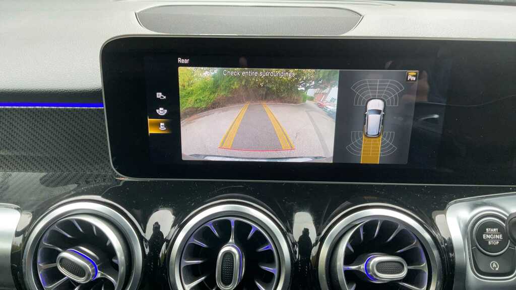 Mercedes-Benz GLB Class Glb 220 Amg Line Premium D 4Matic Silver #17