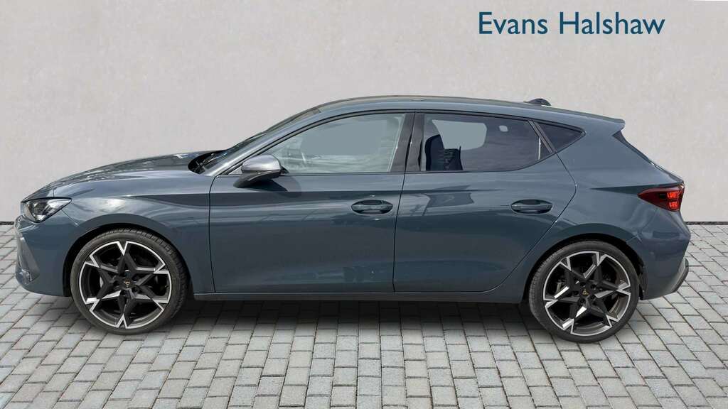 Cupra Leon 1.5 Etsi 150 V2 Dsg 2024 Blue #3
