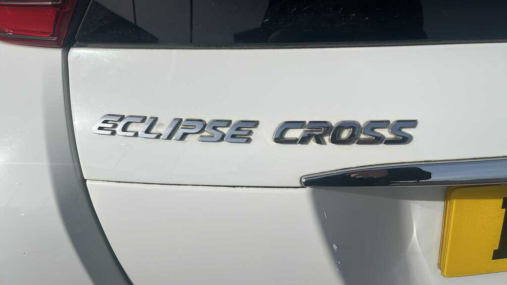 Mitsubishi Eclipse Cross 1.5 Dynamic Cvt 2021 White #6