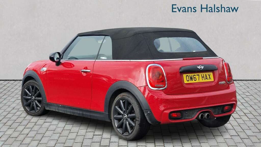 Mini Convertible 2.0 Cooper S 2018 Red #2