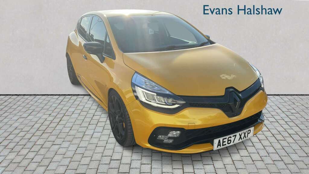 Renault Clio 1.2 Tce 120 Signature Nav Blue #1