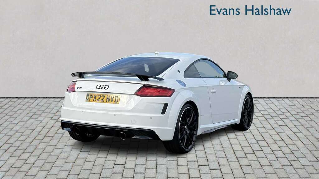 Audi TT 40 Tfsi Black Edition S Tronic 2022 White #2
