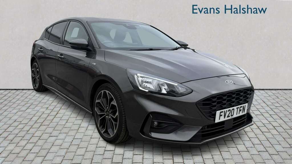Ford Focus 1.5T Ecoboost Titanium Euro 6 Ss Silver #1