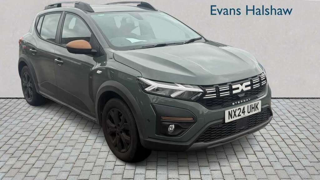 Dacia Sandero Stepway 1.0 Tce Bi-fuel Extreme 2024 Green