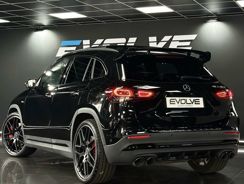 Mercedes-Benz GLA Class 2L Amg S Black #2