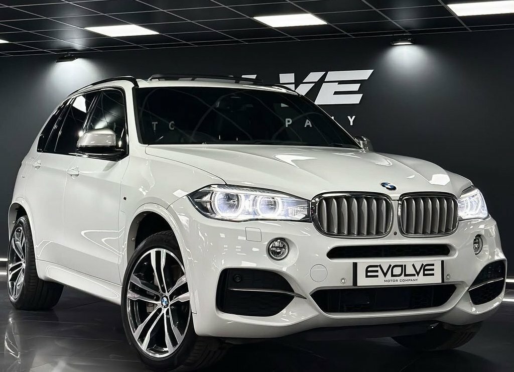BMW X5 3L Null White