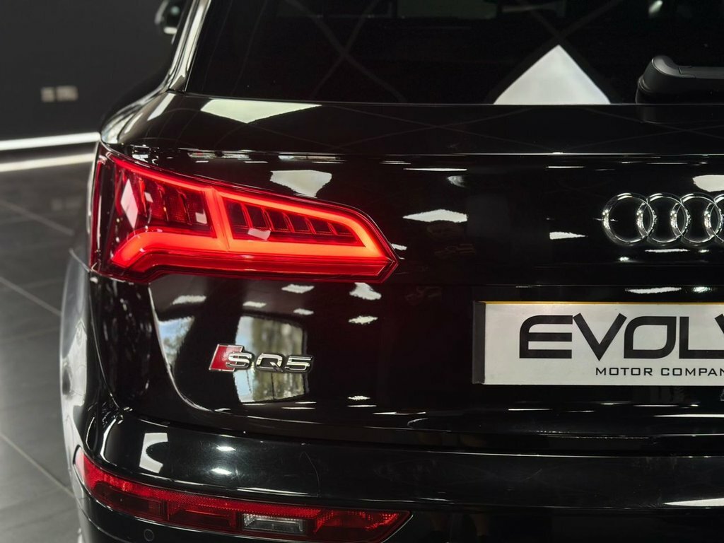 Audi SQ5 Suv Black #5