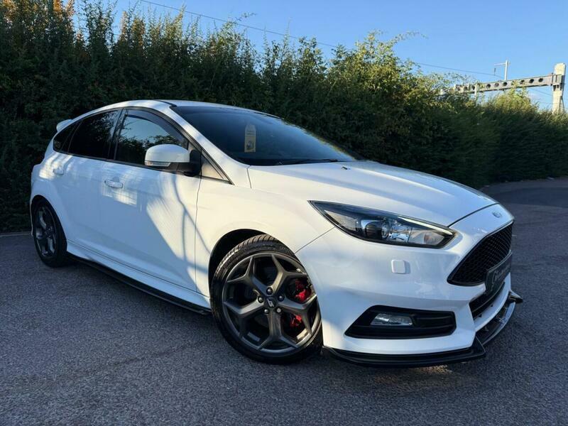Ford Focus 2.0T Ecoboost St-3 Euro L800AAS White #5