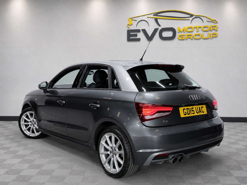 Audi A1 Sportback Tfsi S Line  #2