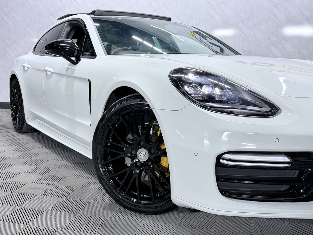 Porsche Panamera 4.0 V8 Turbo S E-hybrid Pdk White #66