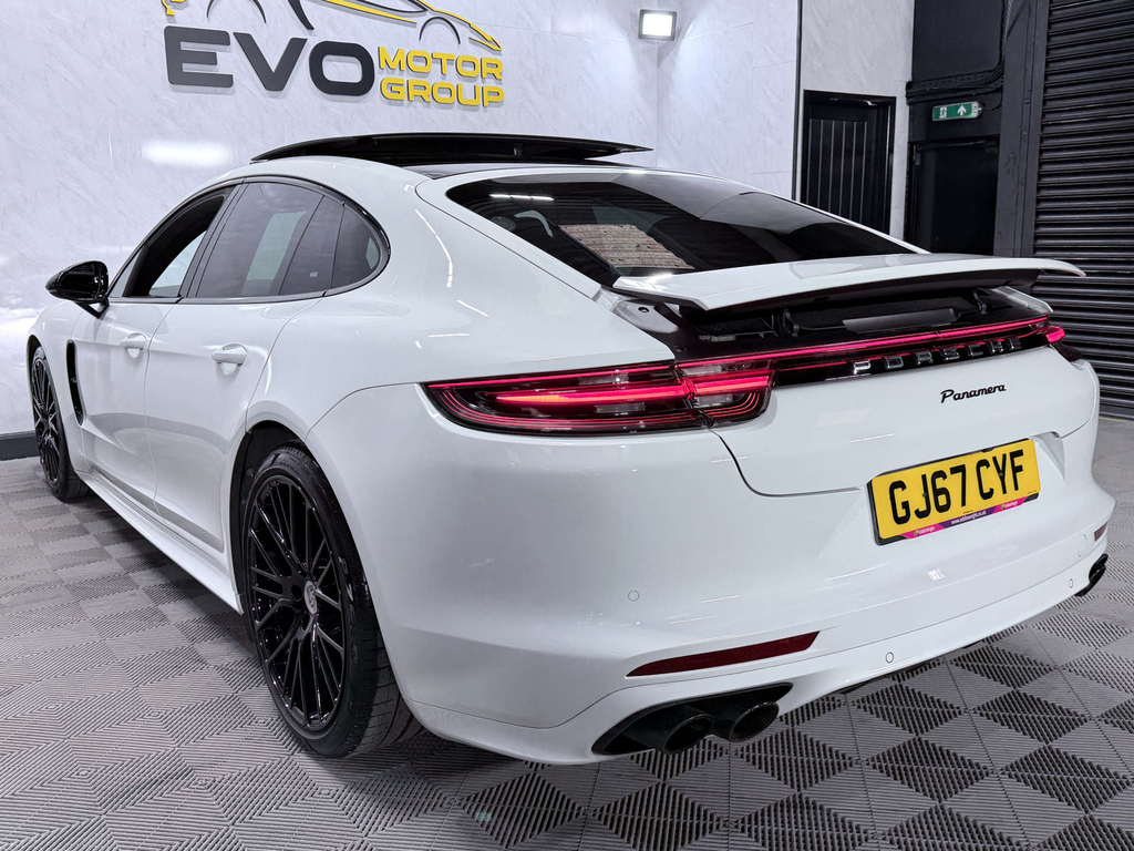 Porsche Panamera 4.0 V8 Turbo S E-hybrid Pdk White #35