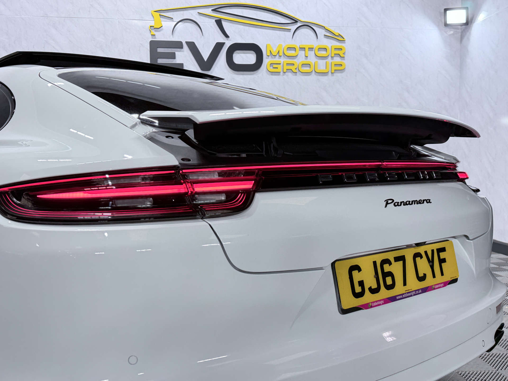 Porsche Panamera 4.0 V8 Turbo S E-hybrid Pdk White #28