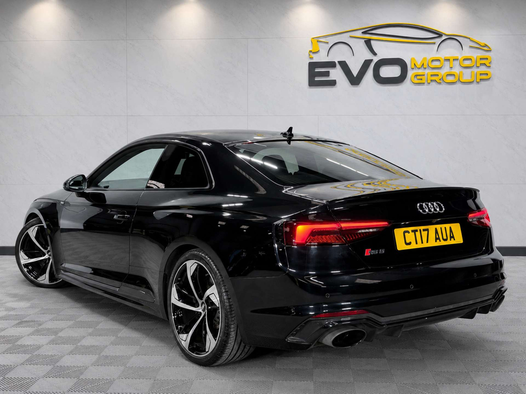 Audi RS5 Rs 5 Tfsi 4Wd Black #2