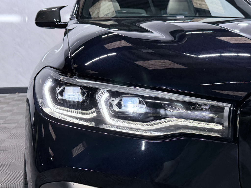 BMW X7 Xdrive40i M Sport Step Blue #83