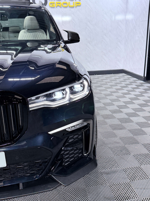 BMW X7 Xdrive40i M Sport Step Blue #82