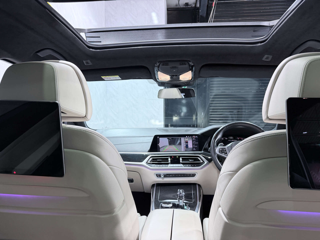 BMW X7 Xdrive40i M Sport Step Blue #56