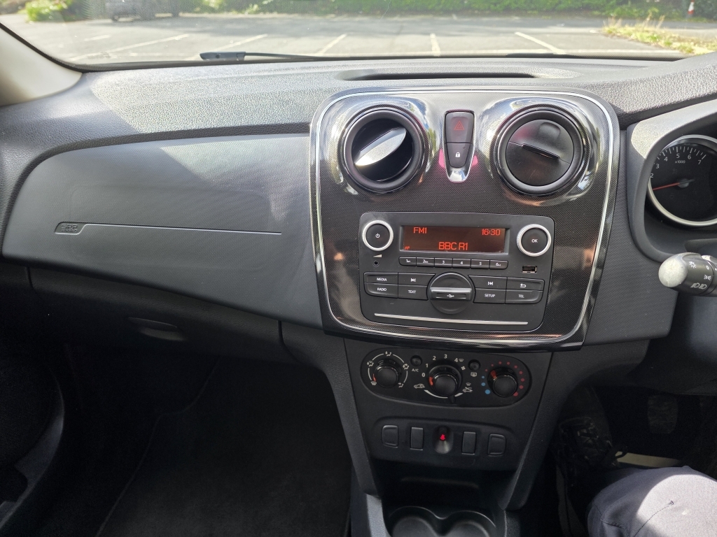 Dacia Sandero 1.0 Sce Ambiance White #20