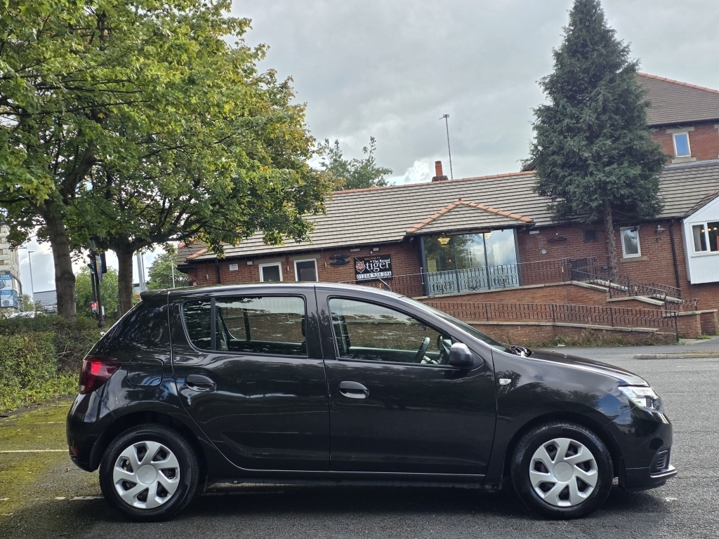 Dacia Sandero 1.0 Sce Ambiance White #9