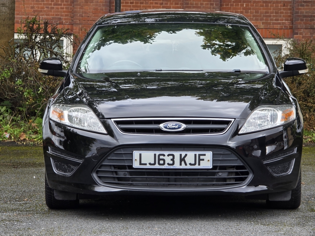 Ford Mondeo 1.6 Edge Tdci Black #3