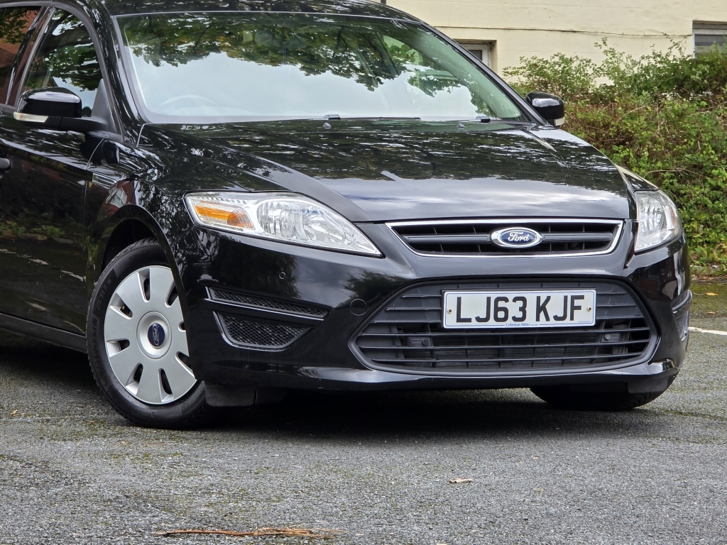 Ford Mondeo 1.6 Edge Tdci Black #2