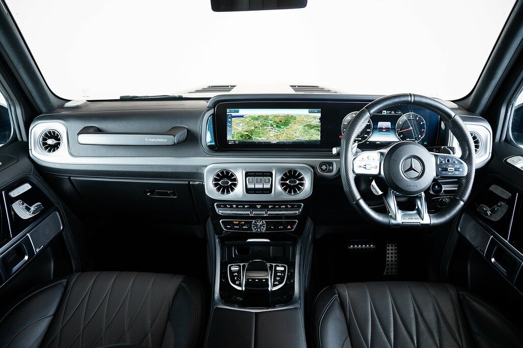 Mercedes-Benz G Class G63 V8 Biturbo Amg Black #4