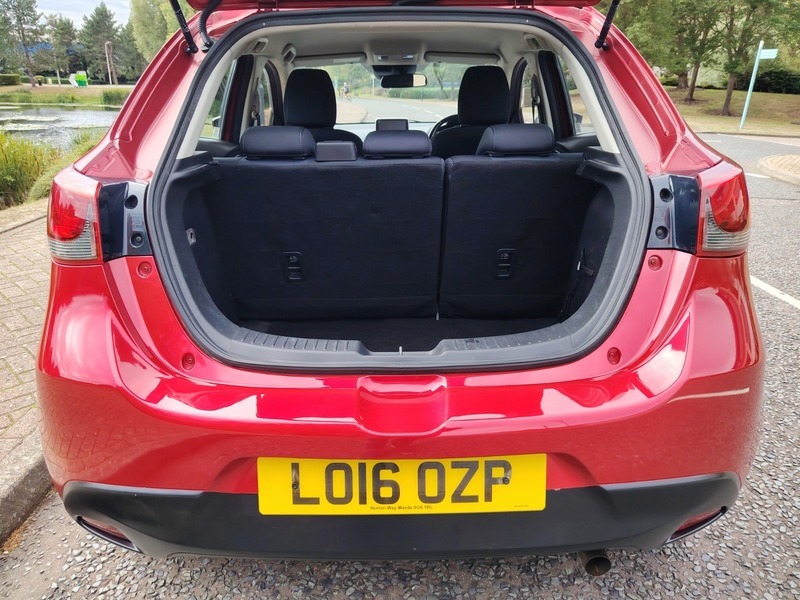 Mazda 2 1.5 Skyactiv-g Sport Black Euro 6 Ss White #8