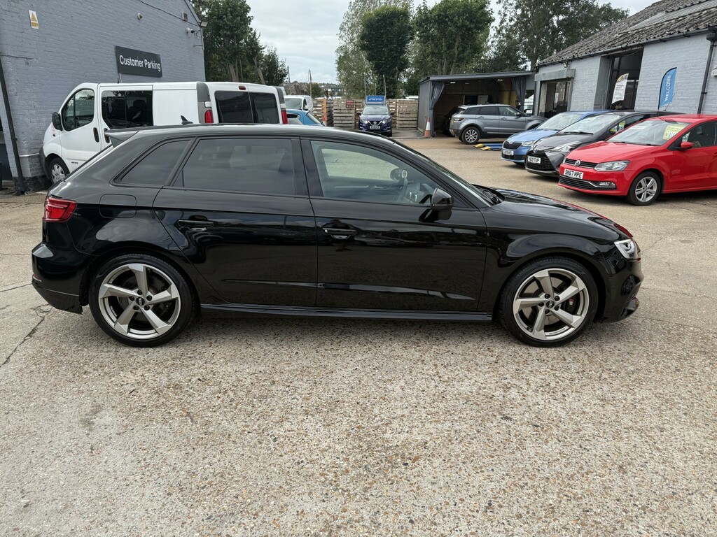 Audi S3 Hatchback 2.0 Tfsi Black Edition 2018 Black #2