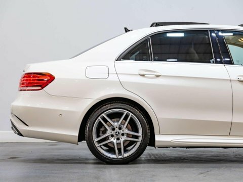 Mercedes-Benz E Class 2.0 E220d Se Premium Saloon G-tronic Blue #20