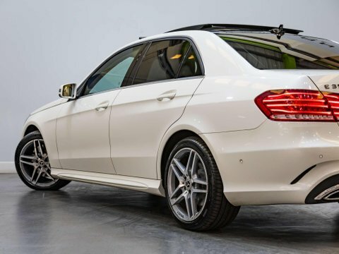 Mercedes-Benz E Class 2.0 E220d Se Premium Saloon G-tronic Blue #28