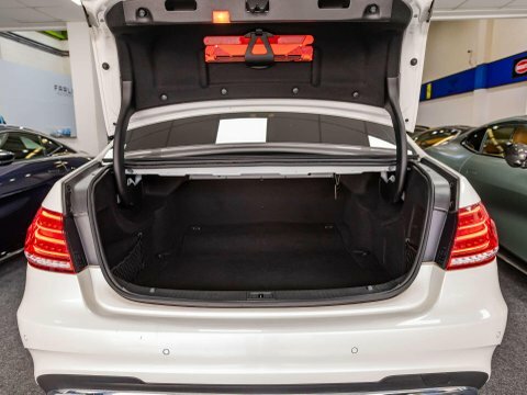 Mercedes-Benz E Class 2.0 E220d Se Premium Saloon G-tronic Blue #57