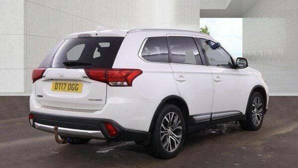 Mitsubishi Outlander 2.2L 4 White #6