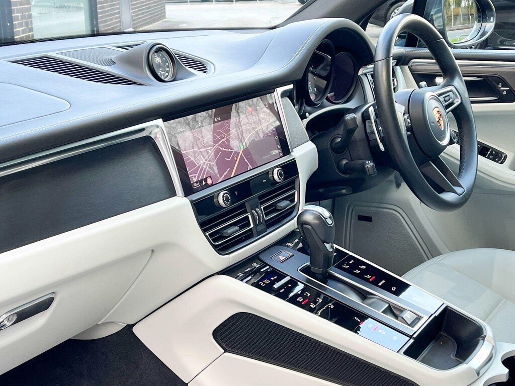 Porsche Macan 2.9T V6 Gts Suv Pdk 4Wd Euro 6 Ss 4 Grey #5