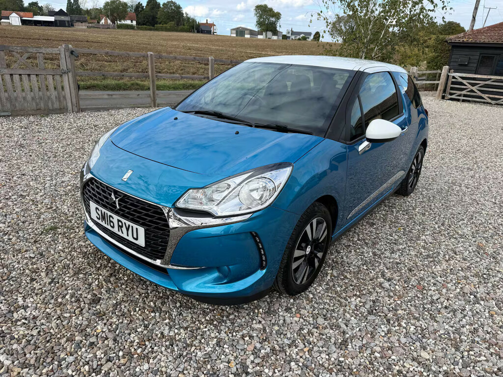 DS DS 3 1.2 Ds3 Chic Puretech Hatchback Blue #2