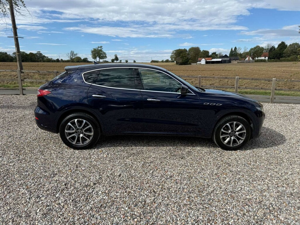 Maserati Levante V6 Estate Blue #6